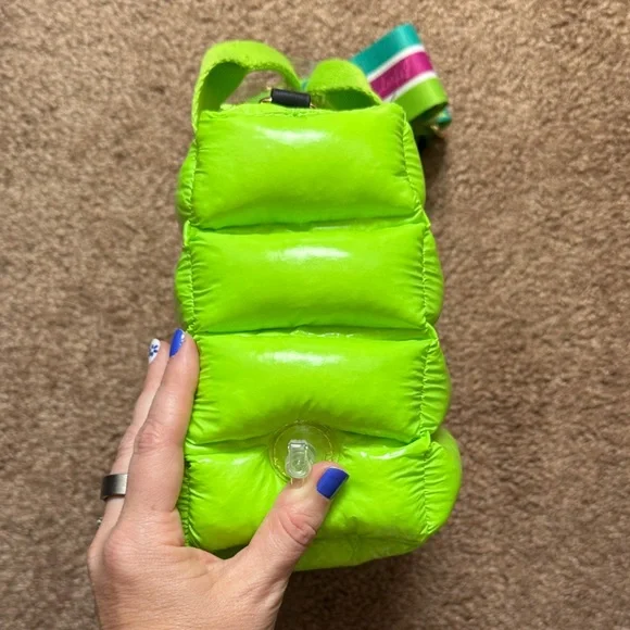 Betsey Johnson Neon Green Puffer Bag - Picture 3 of 4